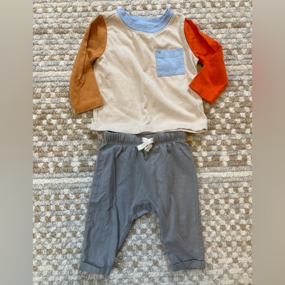 Old Navy 3-6 Month Outfit